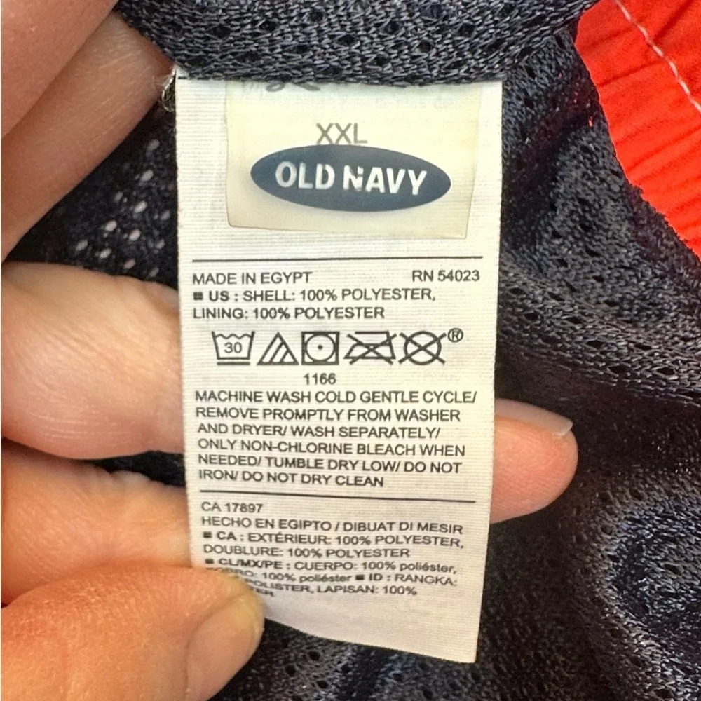Old Navy red blue colorblock swim trunks men’s‎ XXL Inseam 8” pockets drawstring